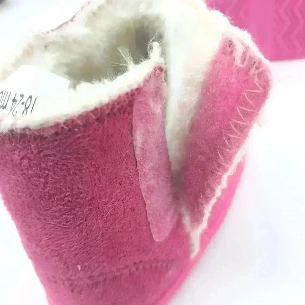 Rileyroos Caters Baby Booties 18–24M Hot Pink Suede Walker Shoes NWT Flexible
